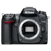 Nikon внедрила FullHD в прочную «зеркалку»