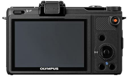 Olympus разрабатывает первую компактную камеру с объективом ZUIKO