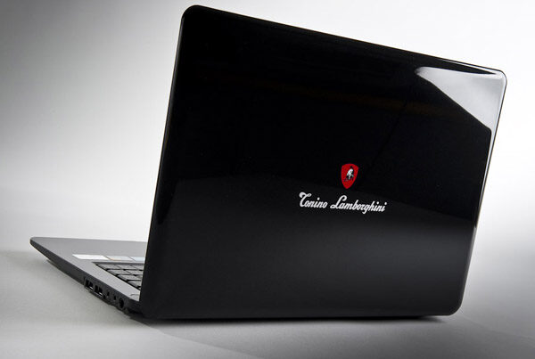 Ультратонкий ноутбук Tonino Lamborghini (4 фото)