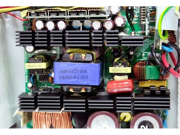 NZXT HALE 90 — серия модульных блоков питания для компьютера (9 фото+видео)