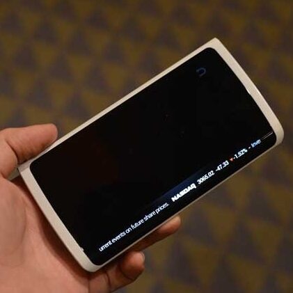 CES 2013: Смартфон с гибким дисплеем от Samsung