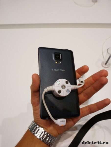 IFA 2014: фаблеты Galaxy Note 4 GALAXY Note Edge, "умные" часы Gear S от Samsung