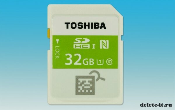 SDHC-карту Toshiba, поддерживающая NFC